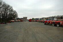 UsedTractor Yard